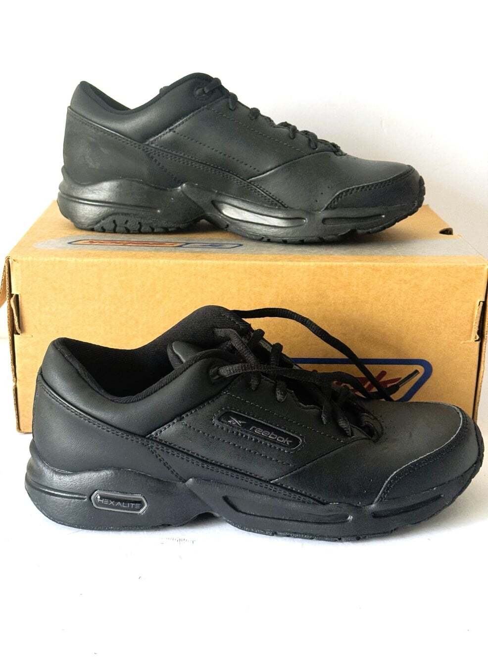 Size 7 - Reebok Women's Hexalite Black Leather Walking Shoes, NEW W/BOX, Size 7.